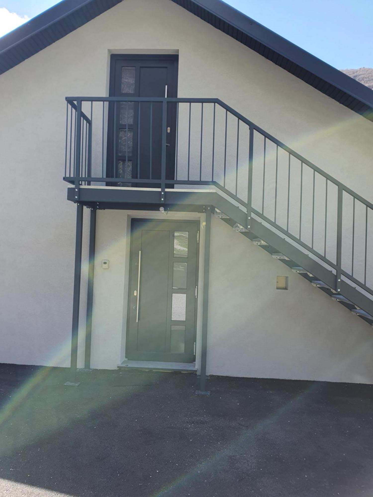 Apartment Ledince Most Na Soci Luaran gambar